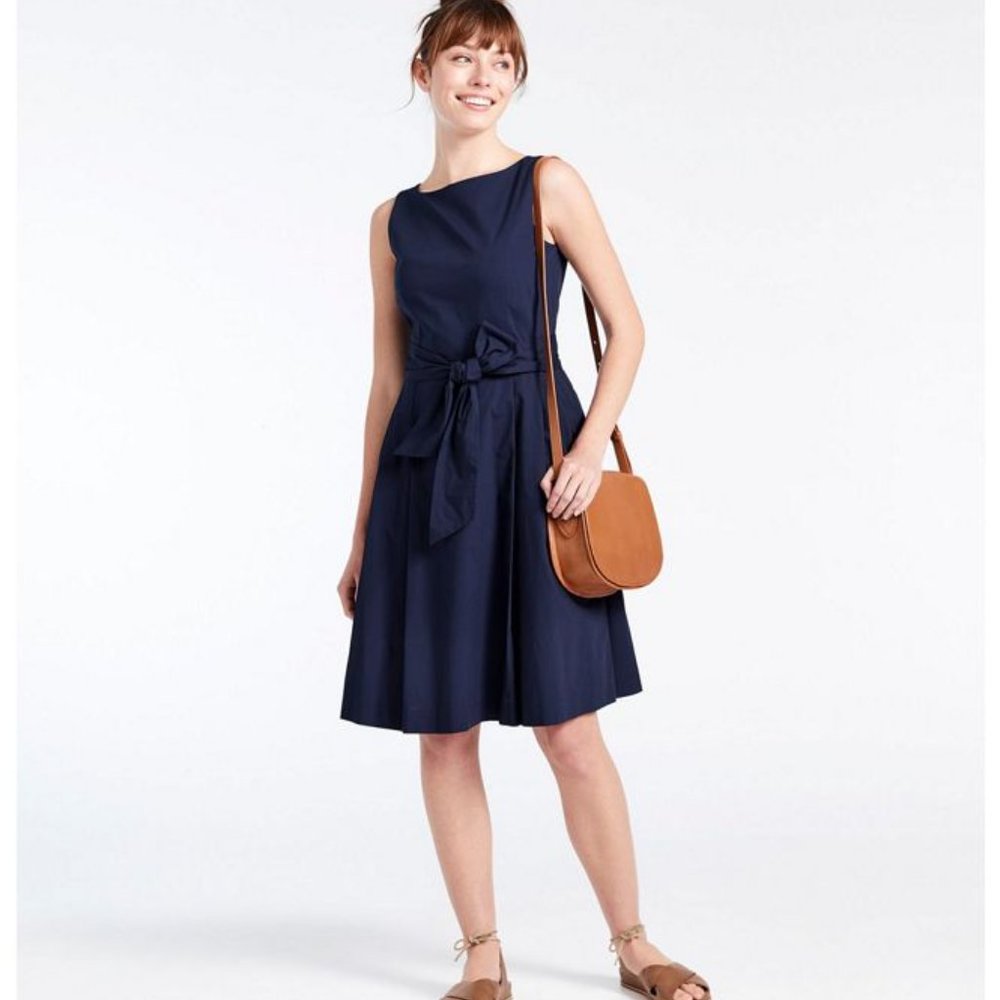 LL Bean Signature Poplin Women's Navy Dress, Size 8, Worn twice